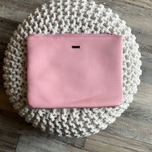 Triangl storage bag